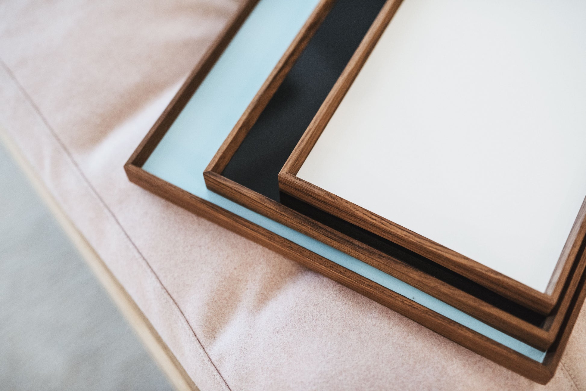 [product_category]-Architectmade Finn Juhl Turning Tray 23 Cm, Black And White-Architectmade-5700010900080-701-ARC-5