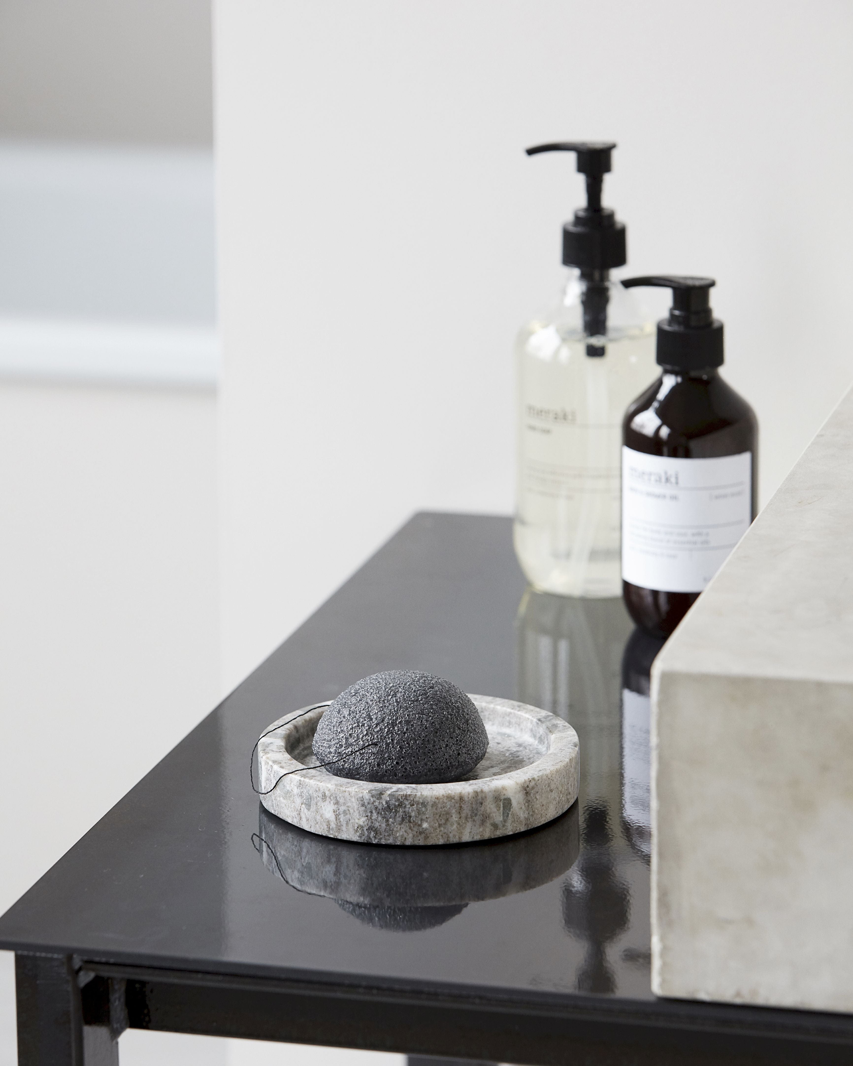 [product_category]-Meraki Konjac Sponge 6 G, Bamboo Charcoal-Meraki-5707644703018-308080042-MER-2