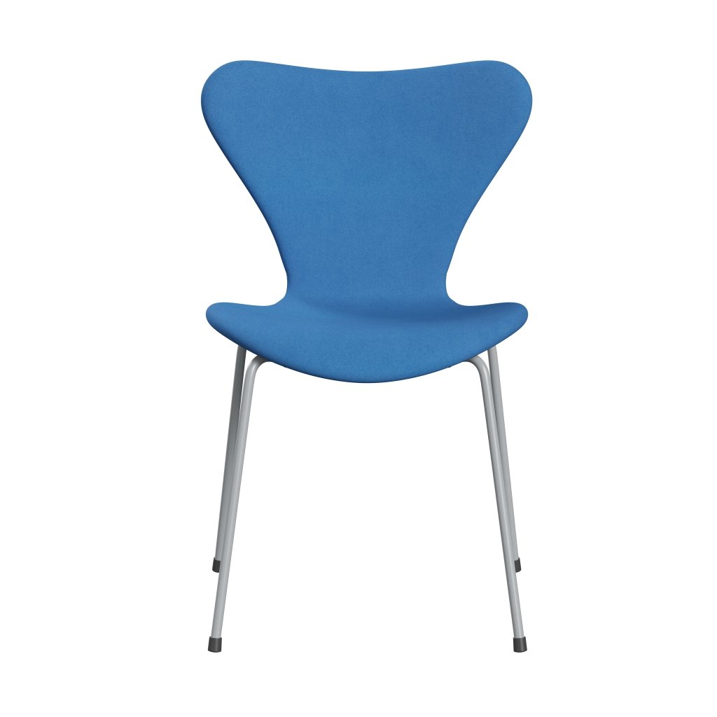 Fritz Hansen 3107 Chair Full Upholstery, Silver Grey/Divina Light Blue (Div742)